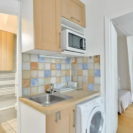 Studio Elegant A Deux Pas De La Place De La Nation *