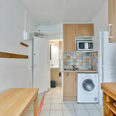 Studio Elegant A Deux Pas De La Place De La Nation Apartment
